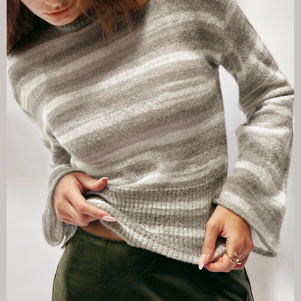Gray Striped Ribbed Knit Round Neck Bell Sleeve Sweater